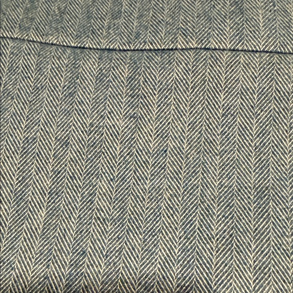 Banana Republic Gray Pencil Skirt - Picture 3 of 8